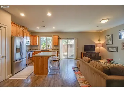 158 N 44th Place Ridgefield WA 98642