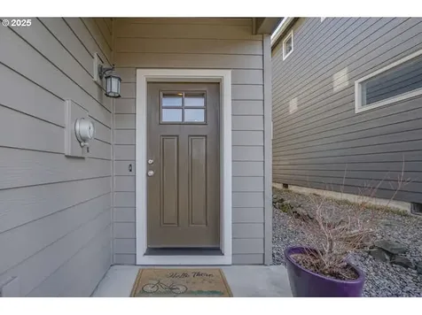 158 N 44th Place Ridgefield WA 98642