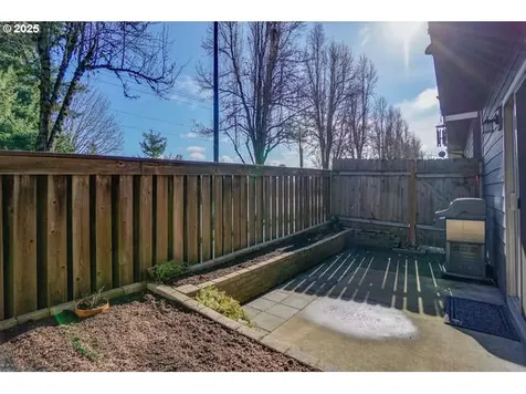 158 N 44th Place Ridgefield WA 98642