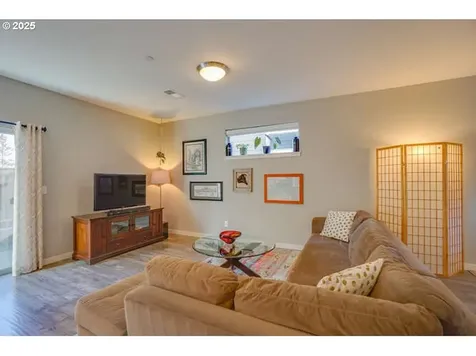 158 N 44th Place Ridgefield WA 98642