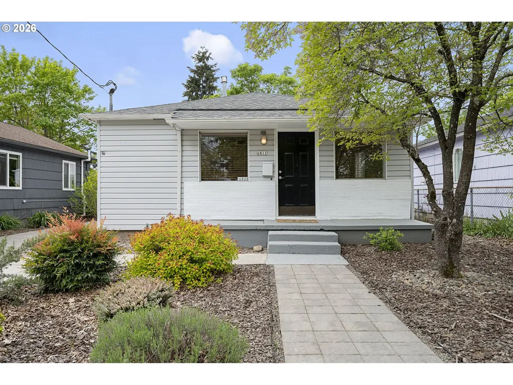 6811 SE 87th Avenue Portland OR 97266