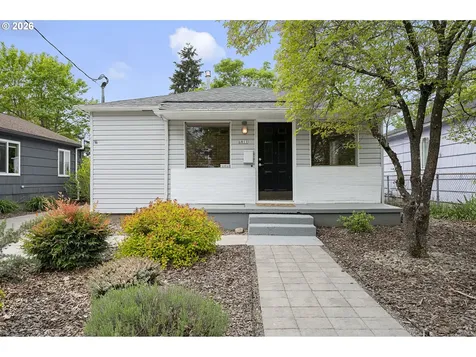 6811 SE 87th Avenue Portland OR 97266