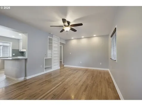 6811 SE 87th Avenue Portland OR 97266