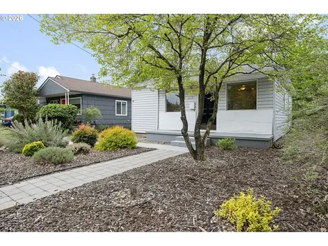 6811 SE 87th Avenue Portland OR 97266
