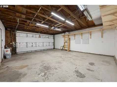 6811 SE 87th Avenue Portland OR 97266