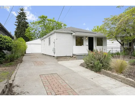 6811 SE 87th Avenue Portland OR 97266