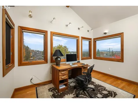 414 S Nevada Street Portland OR 97219