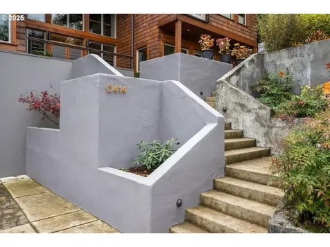 414 S Nevada Street Portland OR 97219