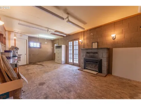 325 Lincoln Street Fairview OR 97024