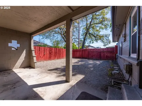 325 Lincoln Street Fairview OR 97024
