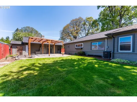 325 Lincoln Street Fairview OR 97024