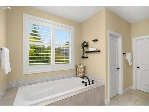 11367 NW Odeon Lane Portland OR 97229