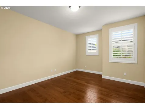 11367 NW Odeon Lane Portland OR 97229