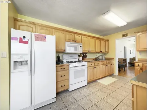 2955 N 3rd Street Baker City OR 97814