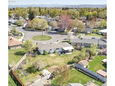 2955 N 3rd Street Baker City OR 97814