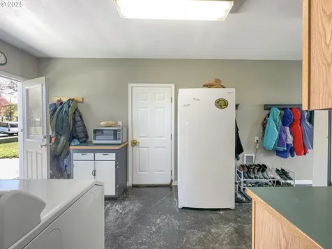 2955 N 3rd Street Baker City OR 97814