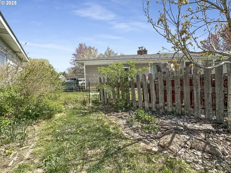 2955 N 3rd Street Baker City OR 97814