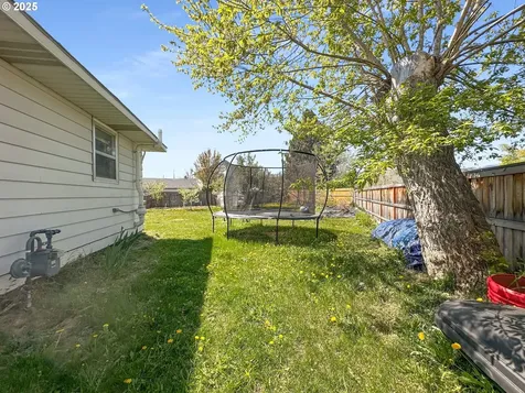 2955 N 3rd Street Baker City OR 97814