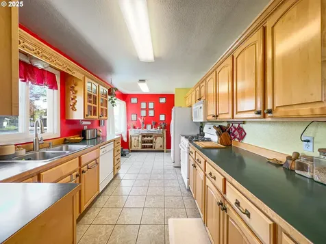 2955 N 3rd Street Baker City OR 97814