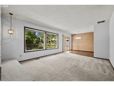 2536 Debok Road West Linn OR 97068