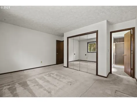 2536 Debok Road West Linn OR 97068