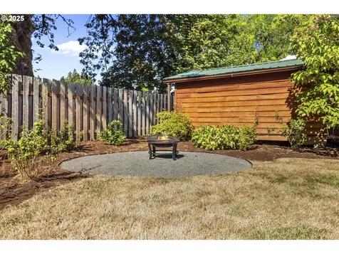 2536 Debok Road West Linn OR 97068