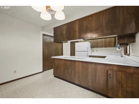 2536 Debok Road West Linn OR 97068