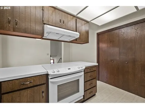 2536 Debok Road West Linn OR 97068