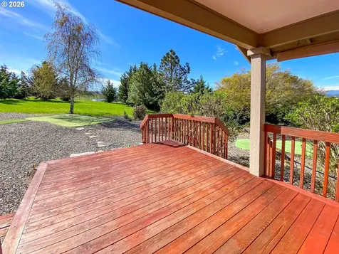 147 Palomino Avenue Roseburg OR 97471