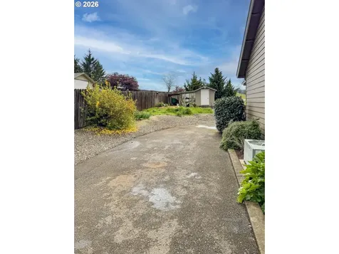 147 Palomino Avenue Roseburg OR 97471