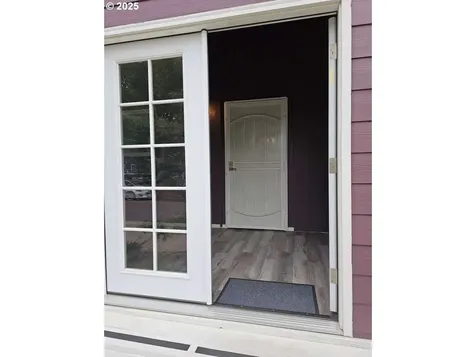 211 Bobby Doerr Way Eugene OR 97402
