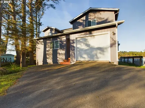 1343 SE 2nd Court Lincoln City OR 97367