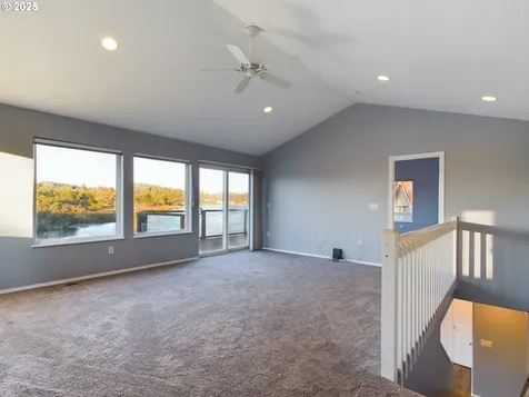 1343 SE 2nd Court Lincoln City OR 97367