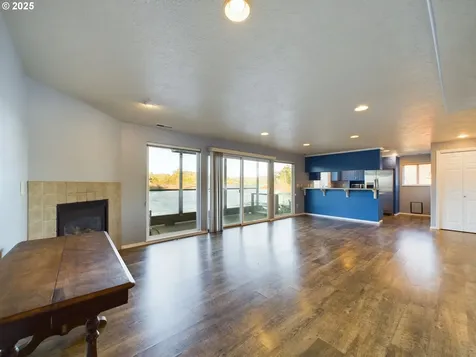 1343 SE 2nd Court Lincoln City OR 97367