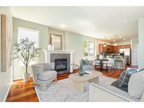 8714 N Tyndall Avenue Portland OR 97217