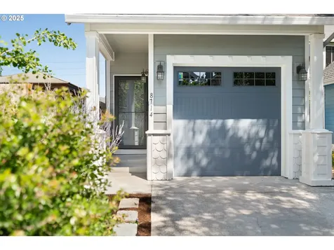 8714 N Tyndall Avenue Portland OR 97217