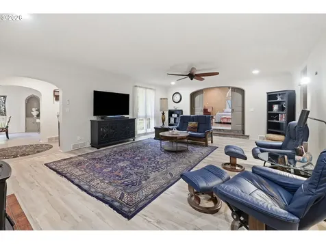 4000 E 24th Avenue Eugene OR 97403