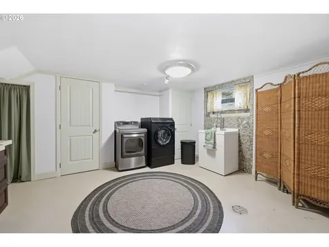 4000 E 24th Avenue Eugene OR 97403