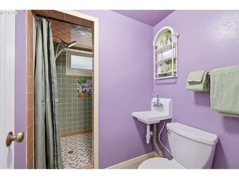 4000 E 24th Avenue Eugene OR 97403