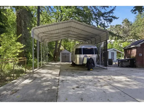 4000 E 24th Avenue Eugene OR 97403