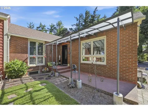 4000 E 24th Avenue Eugene OR 97403