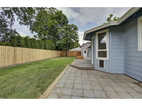 10403 NW 15th Avenue Vancouver WA 98685