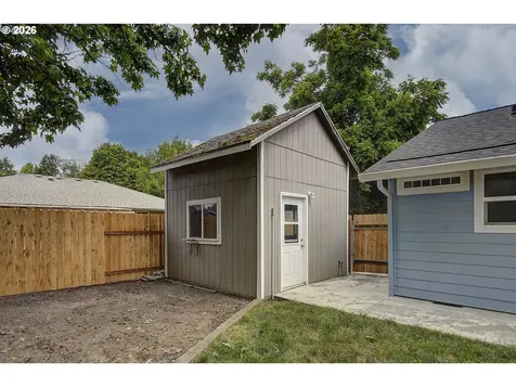 10403 NW 15th Avenue Vancouver WA 98685