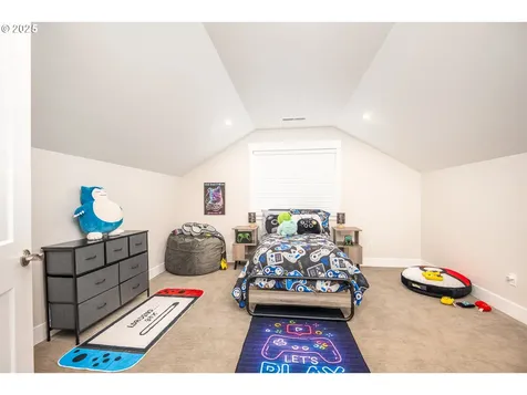 2355 Pioneer Pike Eugene OR 97401