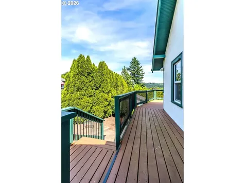 1530 S Troutdale Road Troutdale OR 97060