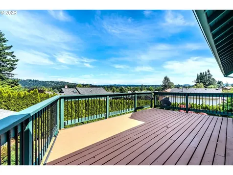 1530 S Troutdale Road Troutdale OR 97060
