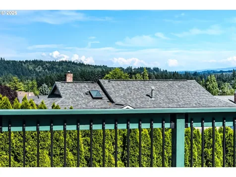1530 S Troutdale Road Troutdale OR 97060