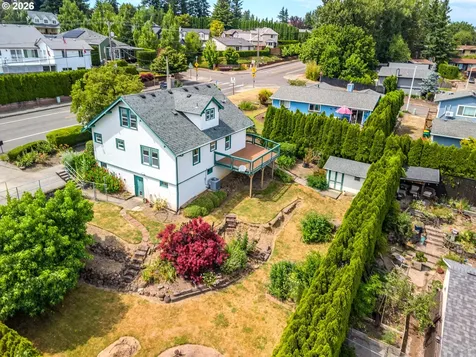 1530 S Troutdale Road Troutdale OR 97060