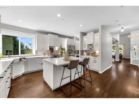 2427 NW Maryland Street Camas WA 98607