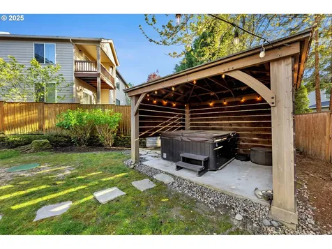 2427 NW Maryland Street Camas WA 98607